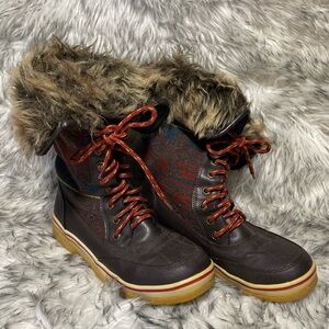 Celebrity Pink Faux Fur Lined Brown Duck Boots Size 8